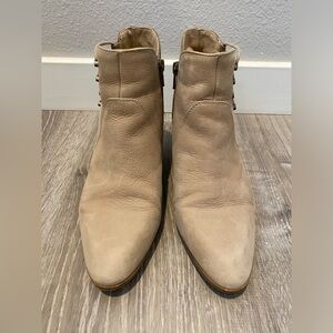 Aldo Tan Booties Size 9
